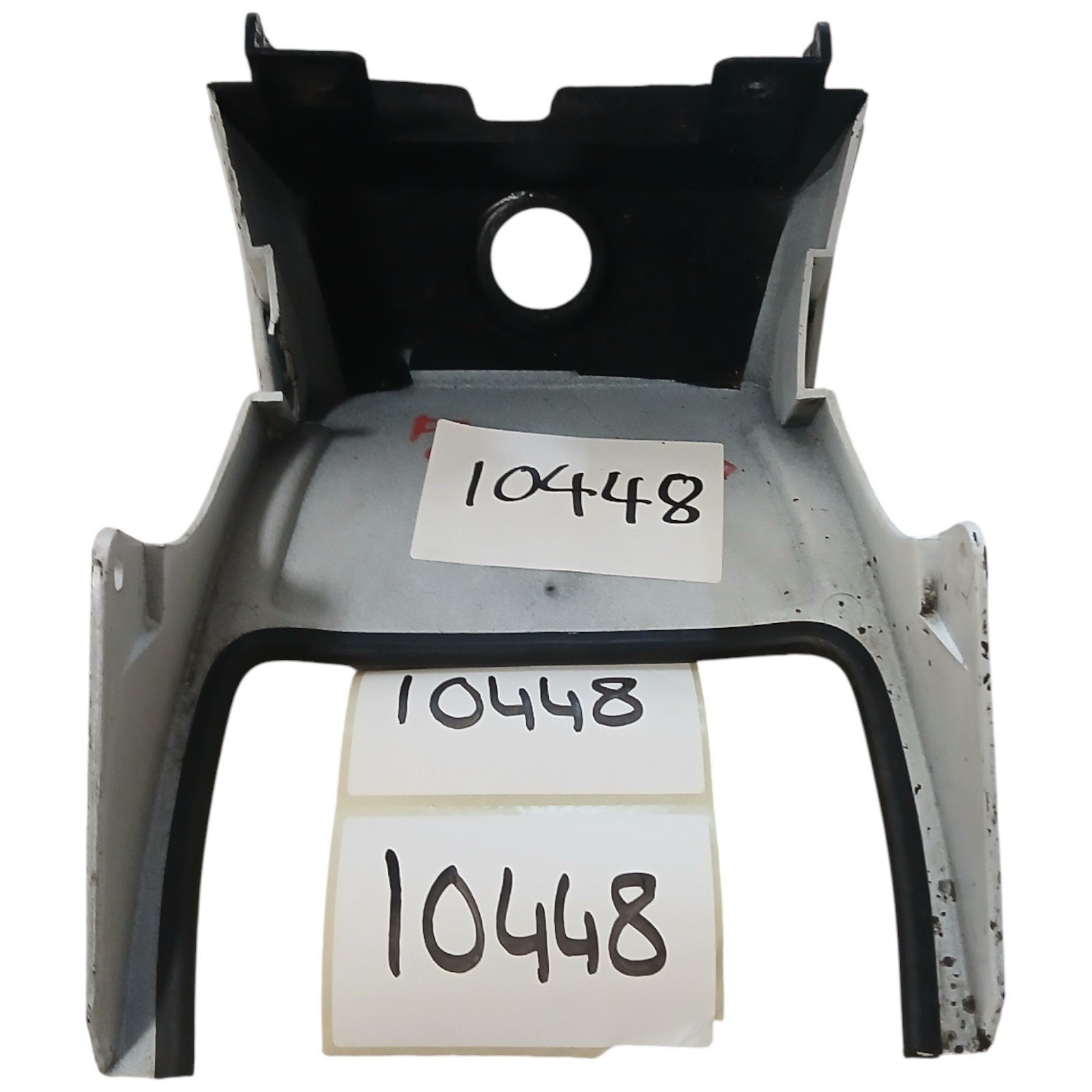 10448_2028129.jpg yamaha SZ 600/400/750 400-750 1987 Rear Centre Cowl Fairing OEM - Image 1