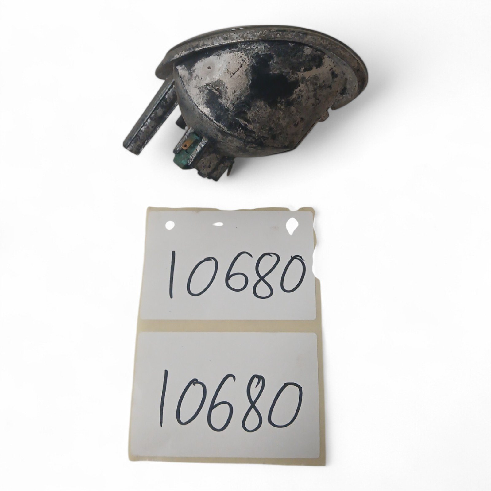 10680_2028129-Photoroom.jpg Yamaha Neos 50 2002 Right Indicator OEM - Image 1