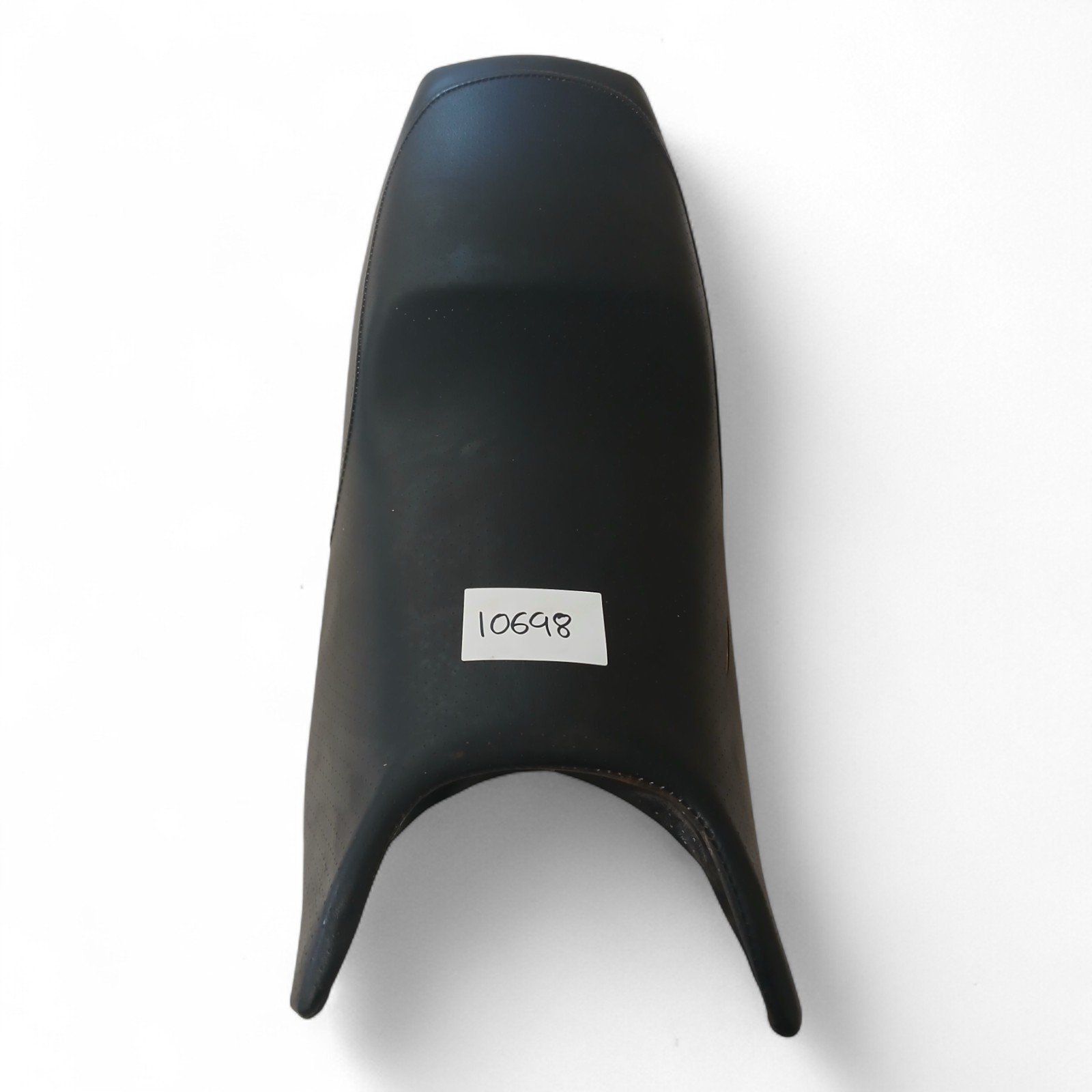10698_2028129-Photoroom.jpg Yamaha YBR125 125 2007-2008 Main Seat OEM - Image 1