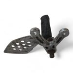 Hyosung GT125 125 2006 Left Side Footpeg Pillion Hanger Bracket OEM - Image 6