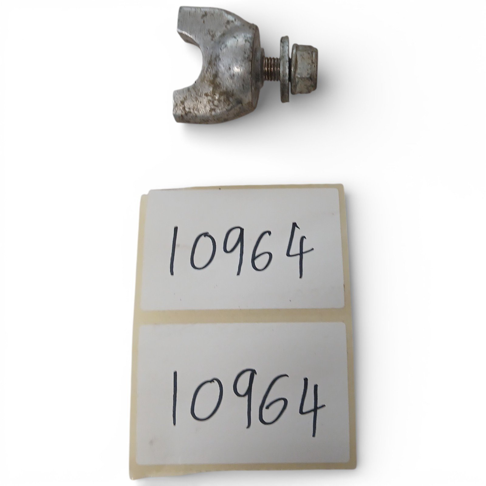 10964_2028129-Photoroom.jpg Honda CBF125 125 2008-2013 Handlebar Clamp OEM - Image 1