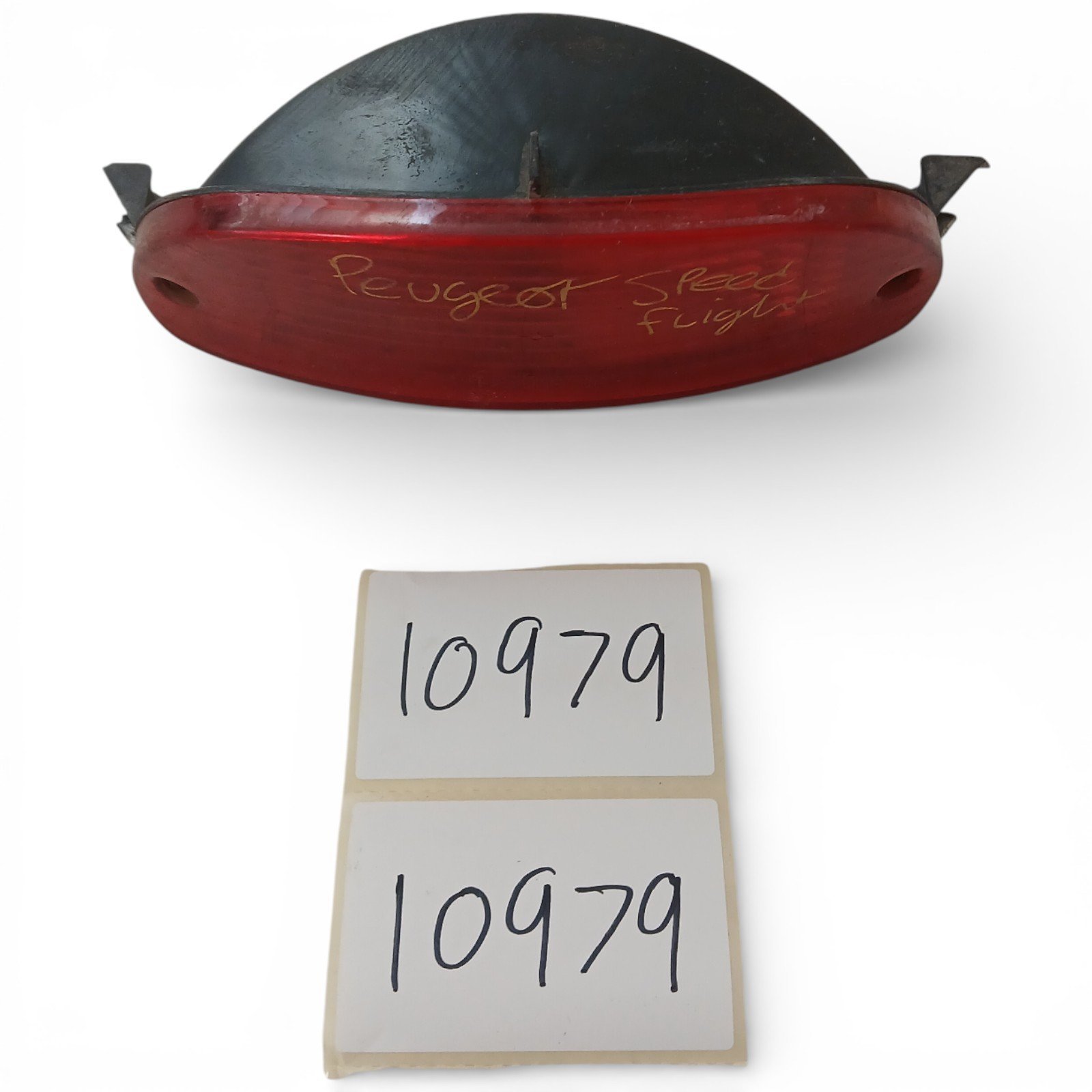 10979_2028129.jpg Peugeot Speedfight50 50 1997 Rear Light OEM - Image 1