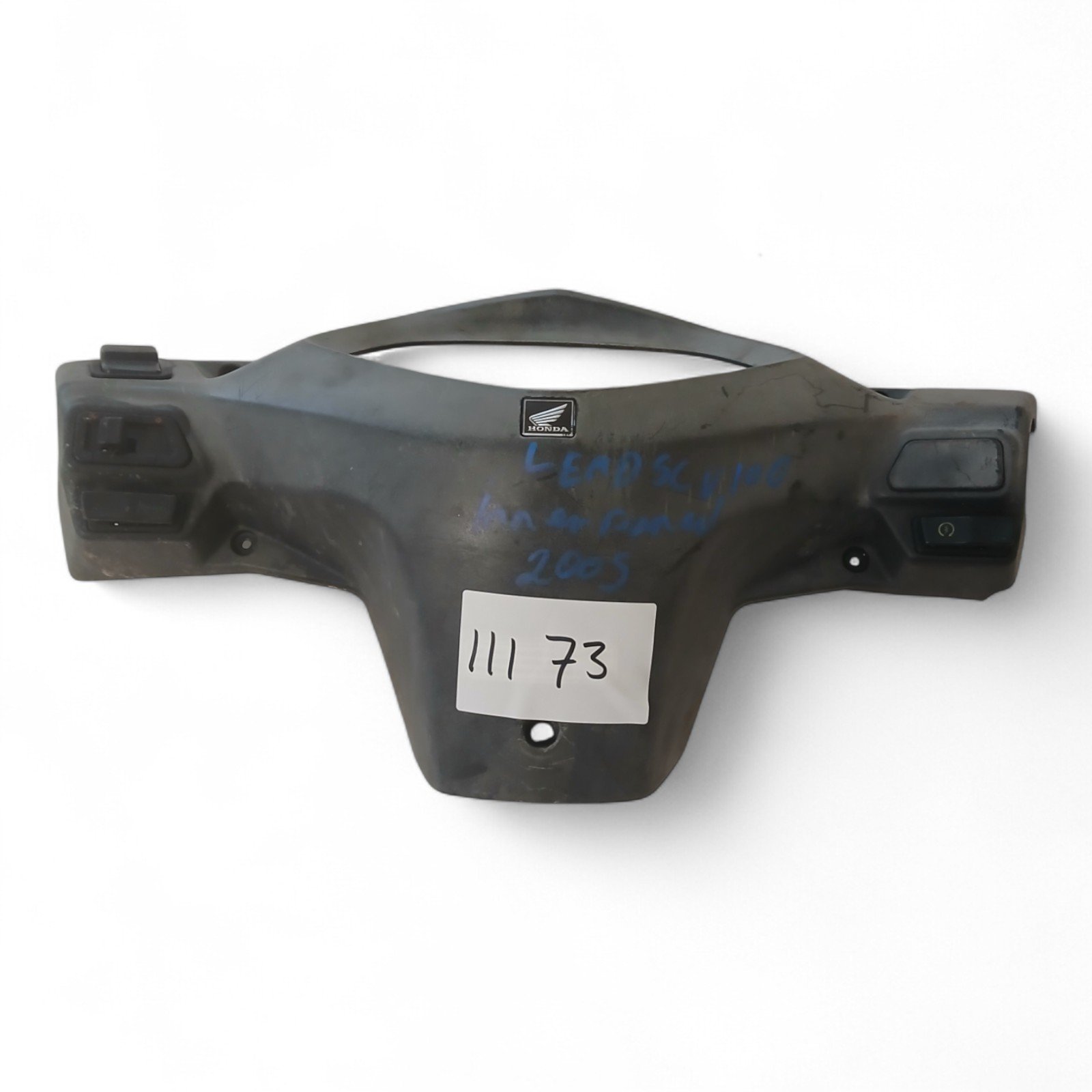 11173_2028129-Photoroom.jpg Honda Lead 100 100 2005 Handlebar Panel Speedo Surround Fairing + Switches OEM - Image 1