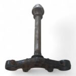 SYM Husky 125 1995-1999 Bottom Yoke – Lower Triple Clamp Steering Bracket OEM - Image 4