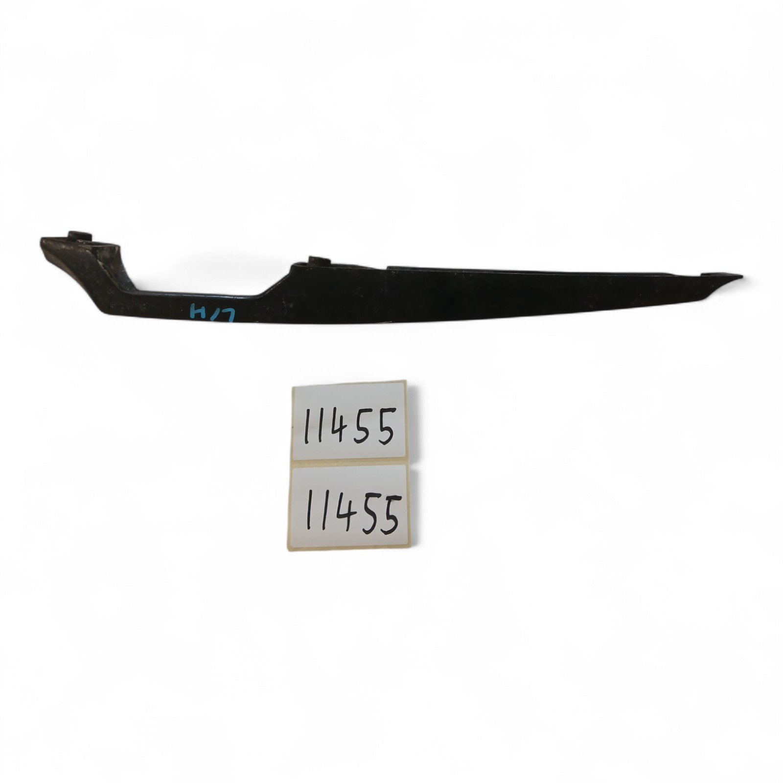 11455_2028129-Photoroom.jpg Kawasaki GPZ750 750 1993 Rear Grab Rail – Left Side Pillion Handle OEM - Image 1