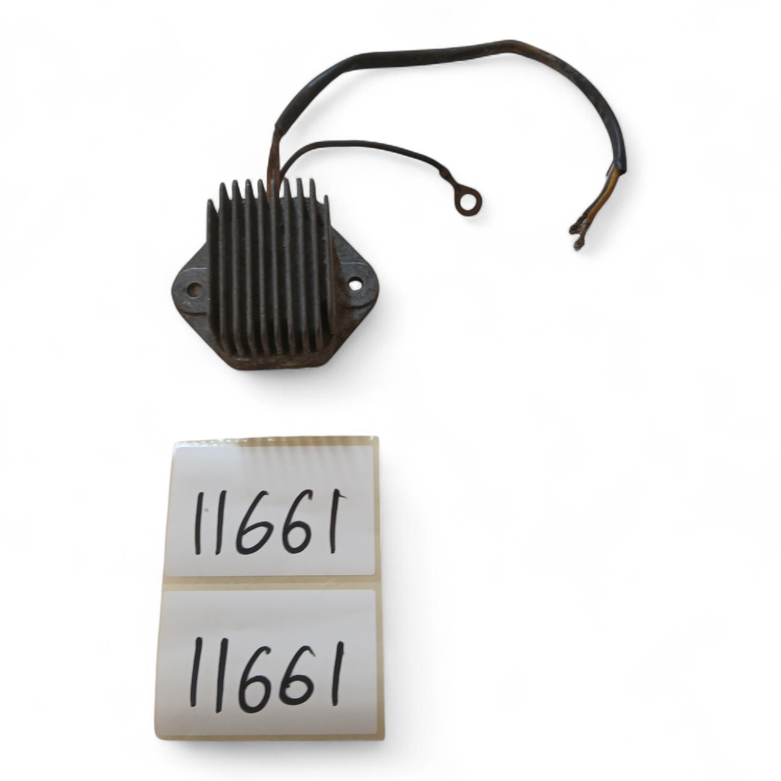 11661_2028129-Photoroom.jpg Suzuki GS1000 1000 1978-1979 Voltage Regulator OEM - Image 1
