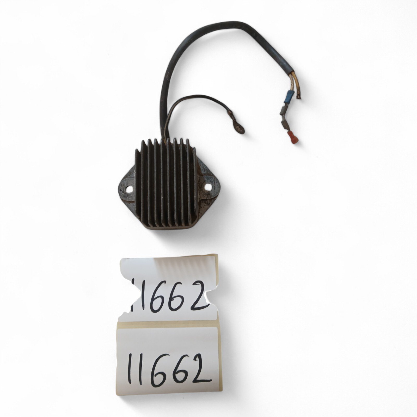 11662_2028129-Photoroom.jpg Suzuki GS1000 1000 1978-1979 Voltage Regulator OEM - Image 1