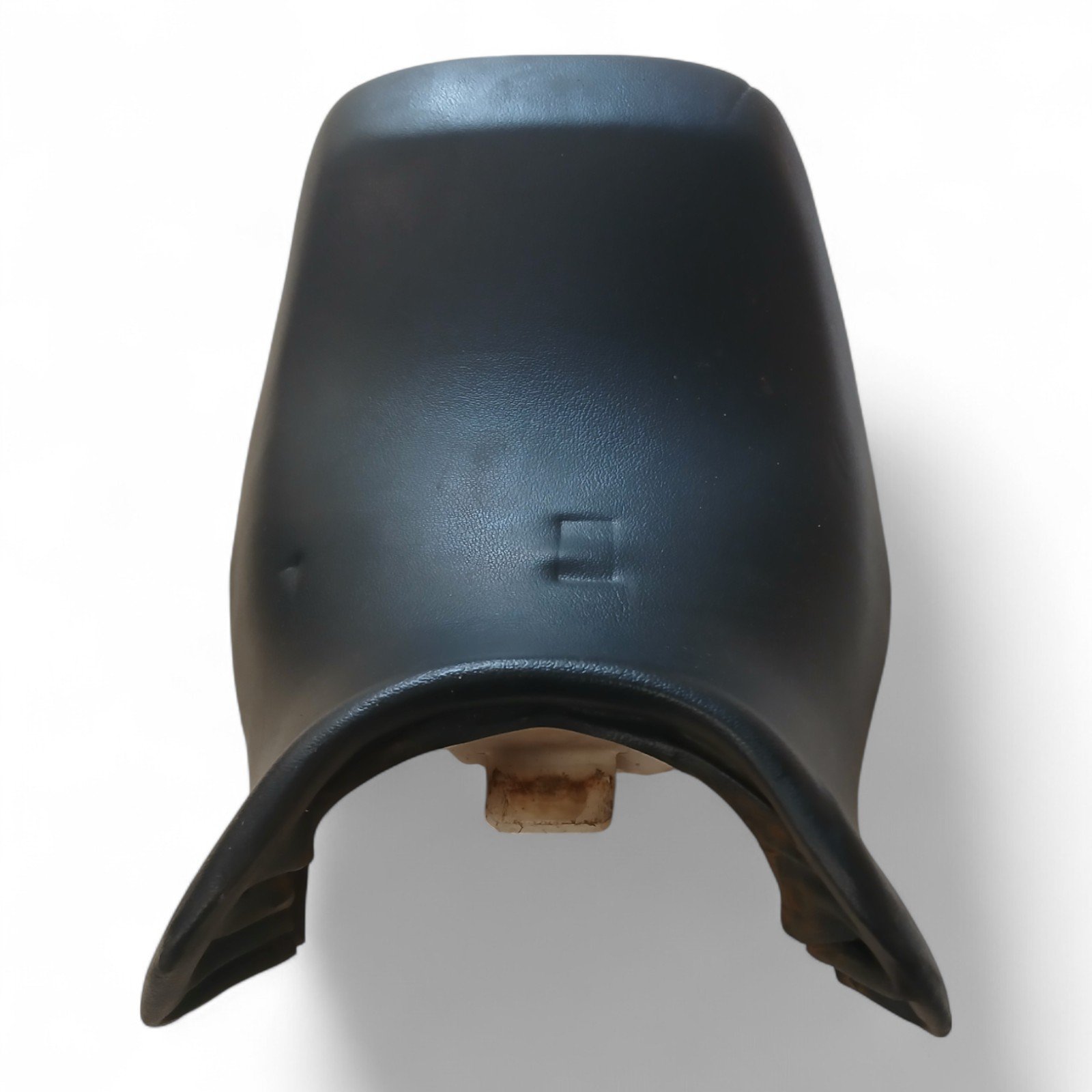 11727_2028129-Photoroom.jpg Suzuki GSX600 F 600 1993-1996 Seat OEM - Image 1