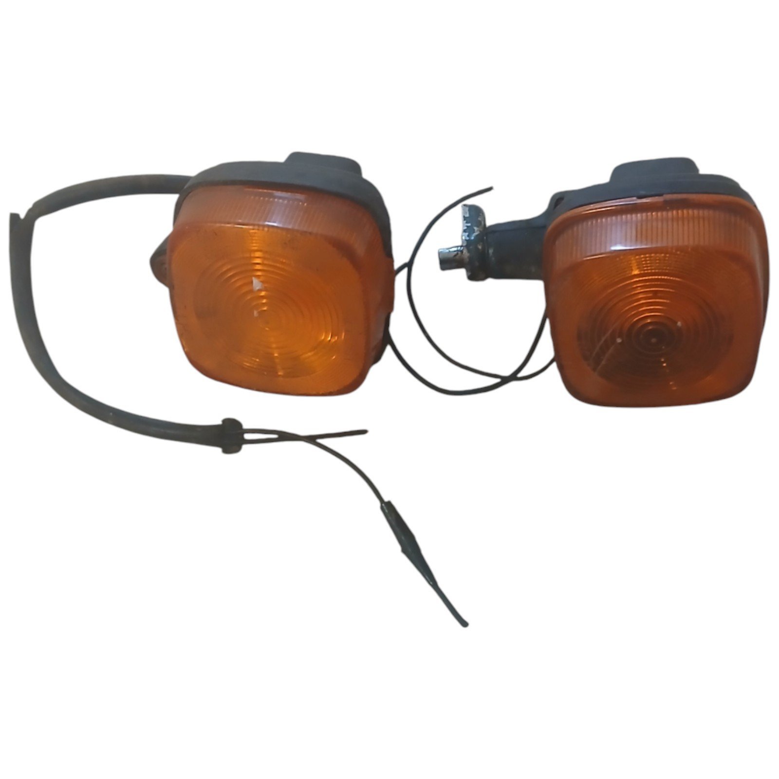 11851_2028129.jpg Honda CB125 125 1982-1985 Front Indicator Pair | Turn Signal Lights Set OEM - Image 1