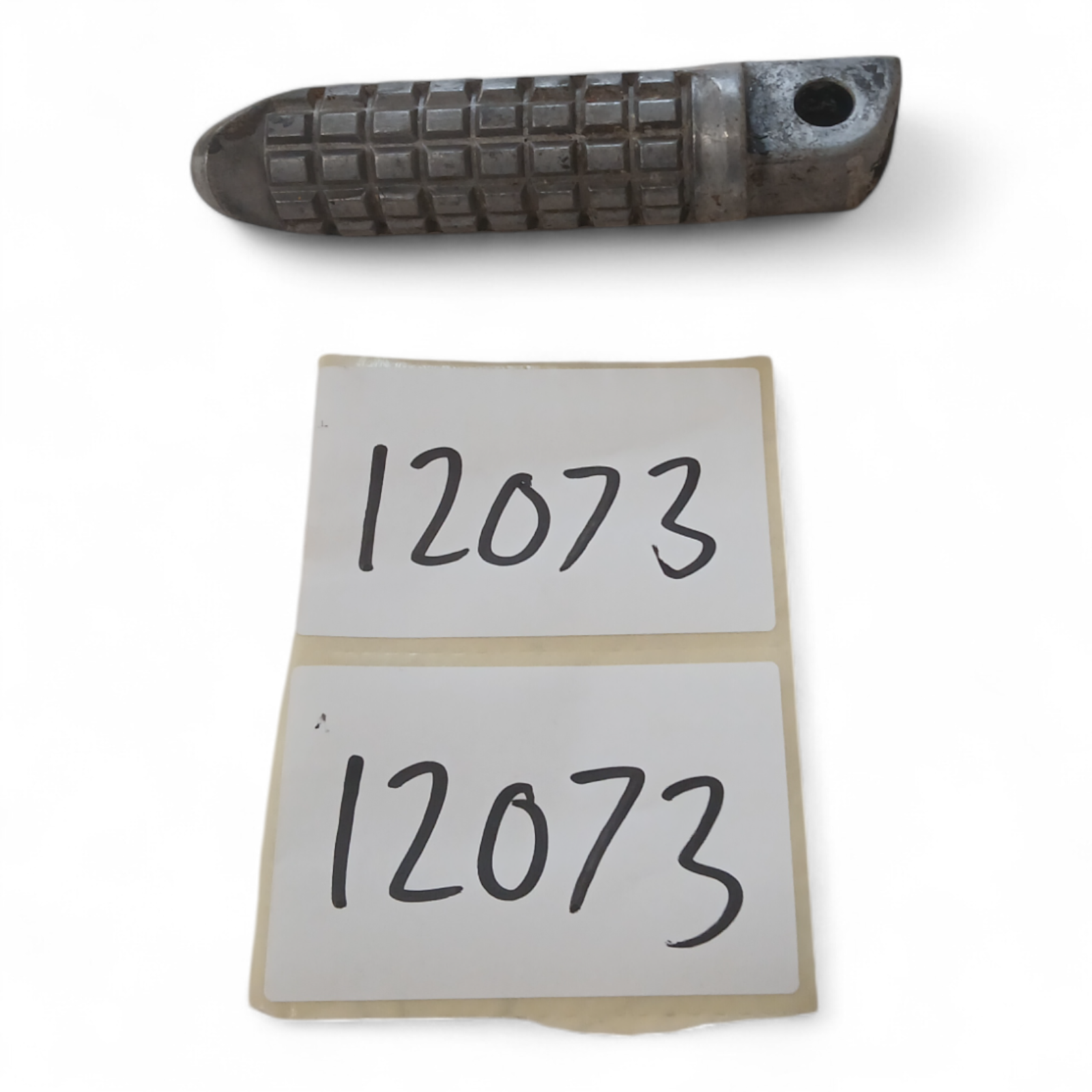 12073_2028129-Photoroom.png Kawasaki ZX9R 900 1991-2006 Left Side Footrest Peg OEM - Image 1