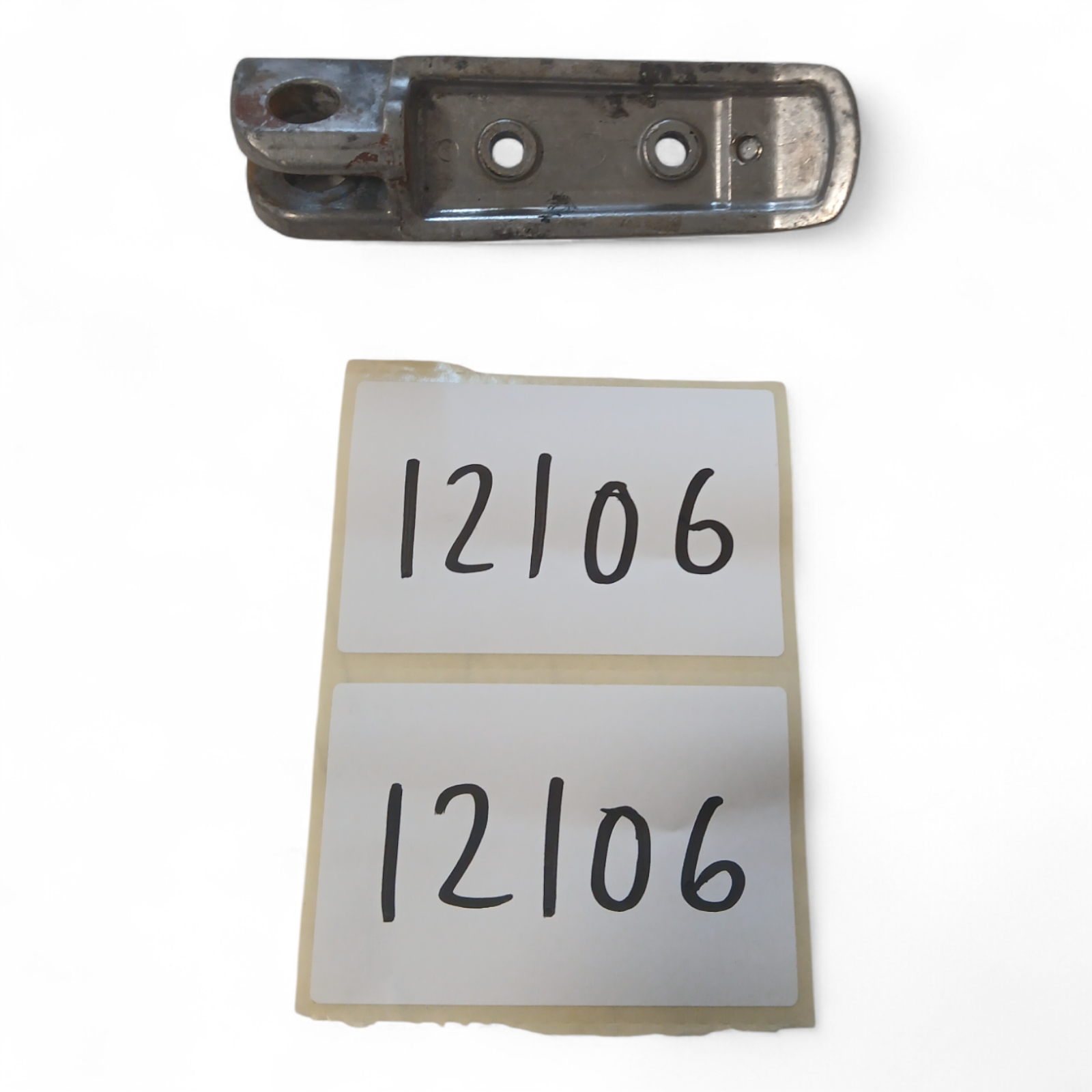 12106_2028129-Photoroom.png Kawasaki ZX9R 900 1998-1999 Right Side Footrest Peg OEM - Image 1