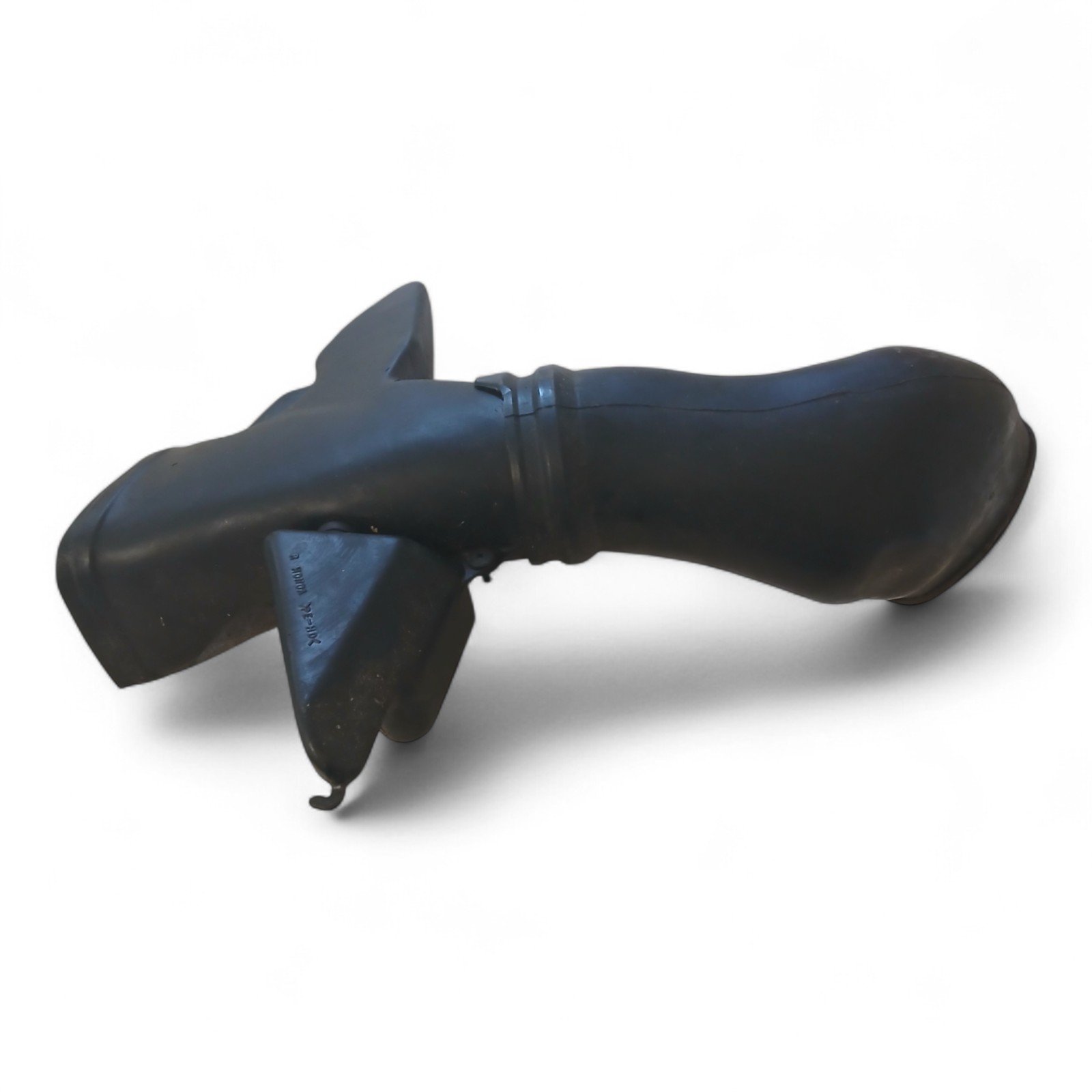 12382_2028129-Photoroom.jpg Honda CBR600RR 600 2003-2004 Right Hand Intake Duct | RH Air Intake Tube OEM - Image 1