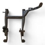 Kawasaki GPZ500 500 1987-1992 Center Stand OEM - Image 3