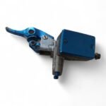 Suzuki GSX-R1000 K1 1000 1987-1988 Non OEM Nissin Clutch Master Cylinder & Broken Clutch Lever OEM - Image 3