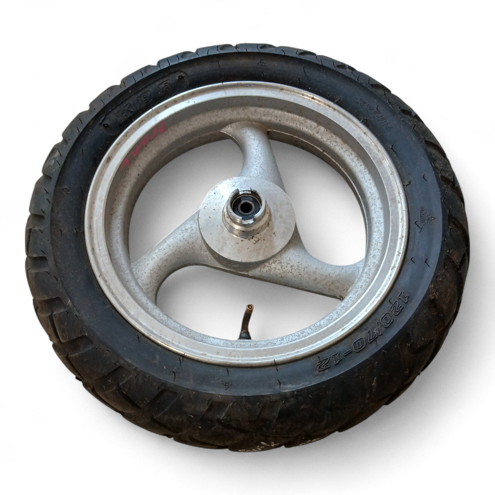12947_2028129-Photoroom.jpg Sonik - GY6 Models Corsa 50 2013 Front Wheel - 12D - 120/70 OEM - Image 1