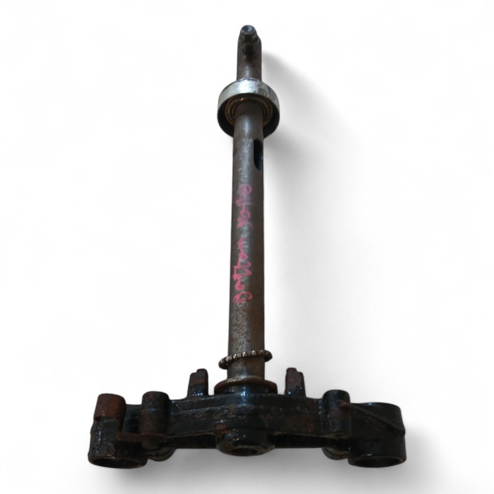 12949_2028129-Photoroom.jpg Sonik - GY6 Models Corsa 50 2013 Bottom Yoke OEM - Image 1