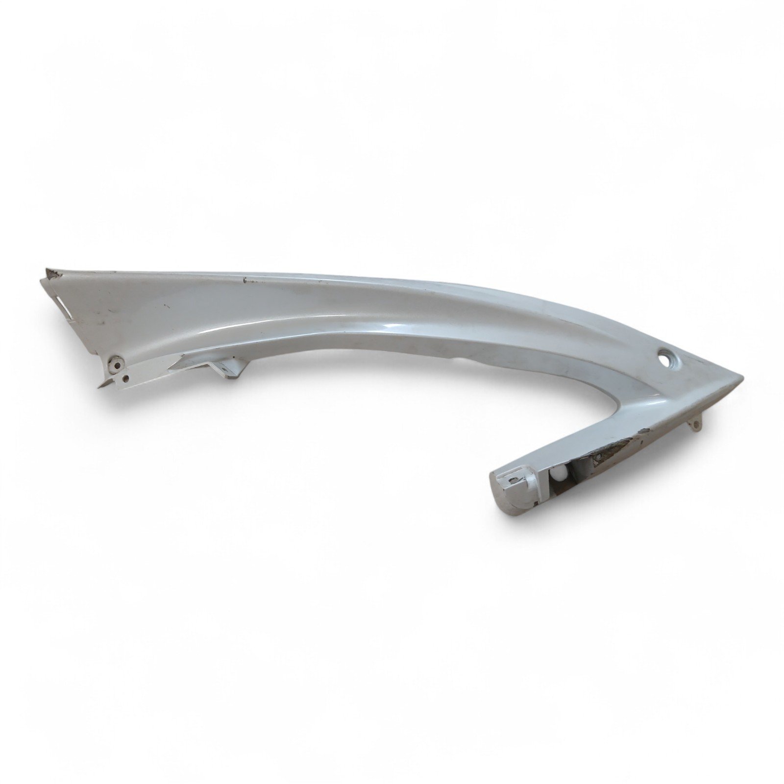 12957_2028129-Photoroom.jpg Yamaha R6 600 Right Upper Fairing OEM 13S-2117V-00 - Image 1