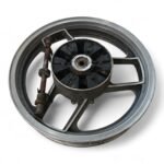 Kawasaki GPZ 900 R 900 1984 Rear Wheel Rim  and Spindle -18D OEM - Image 2