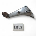Honda CB 125 T 125 1977-1986 Right Foot Rest/Peg Bracket OEM 399-L