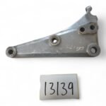 Honda CB 125 T 125 1977-1986 Left Foot Rest/Peg Bracket OEM 399-L - Image 3