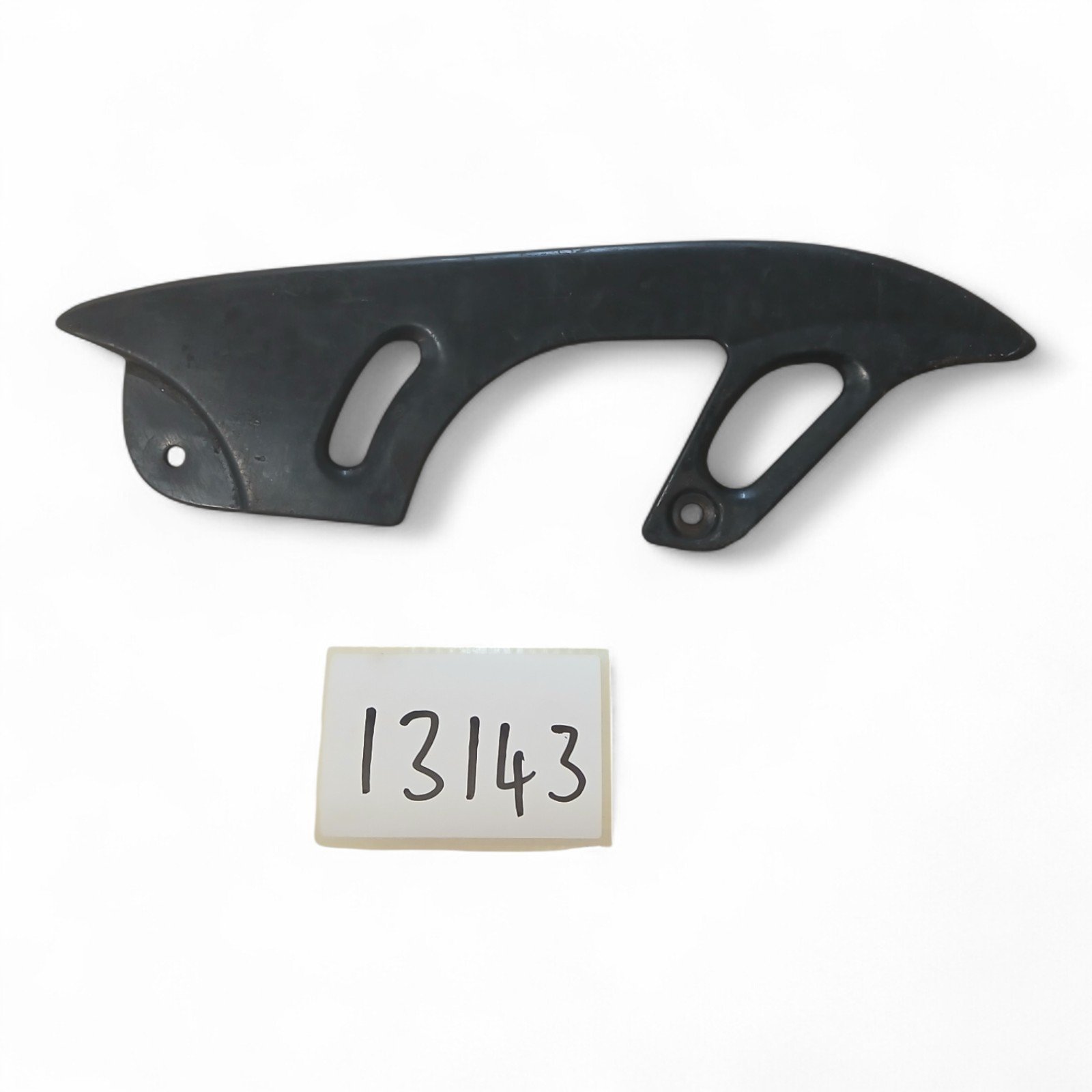 13143_2028129-Photoroom.jpg Peugeot XR6 2001-2002 Chain Guard OEM REF 818 PP - Image 1