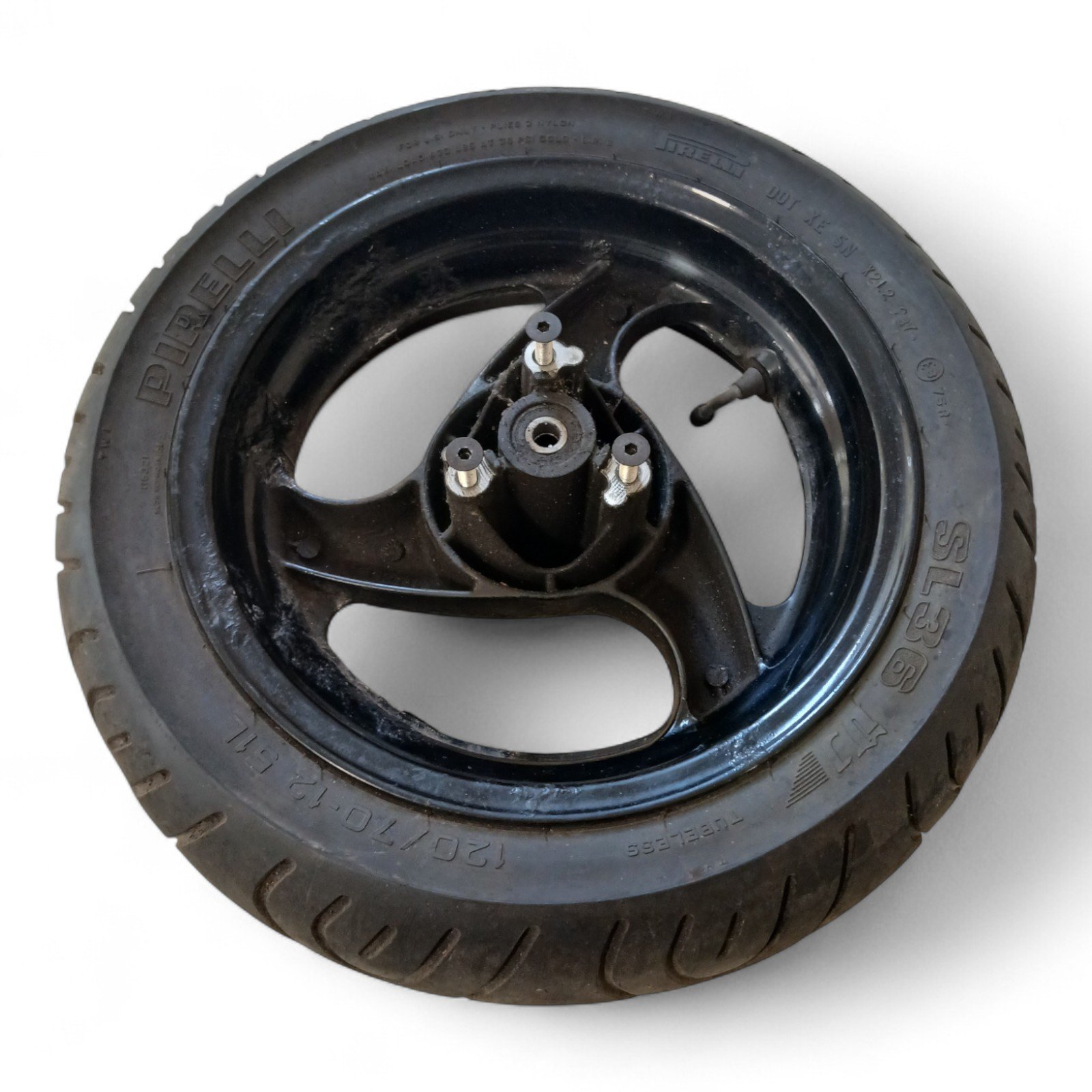 13255_2028129-Photoroom.jpg Malaguti F12 50 1999 Front Wheel & Tyre 120/70-12 51L OEM - Image 1