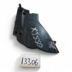 Yamaha XJ 550 550 1981 Engine Sprocket Cover OEM 4V800 - Image 2
