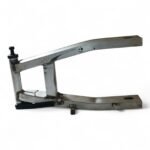 Yamaha FZS600 Fazer  1990s Mk1 Swing Arm c/w Spindle OEM - Image 4