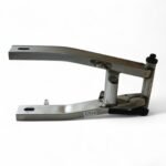 Yamaha FZS600 Fazer  1990s Mk1 Swing Arm c/w Spindle OEM - Image 6