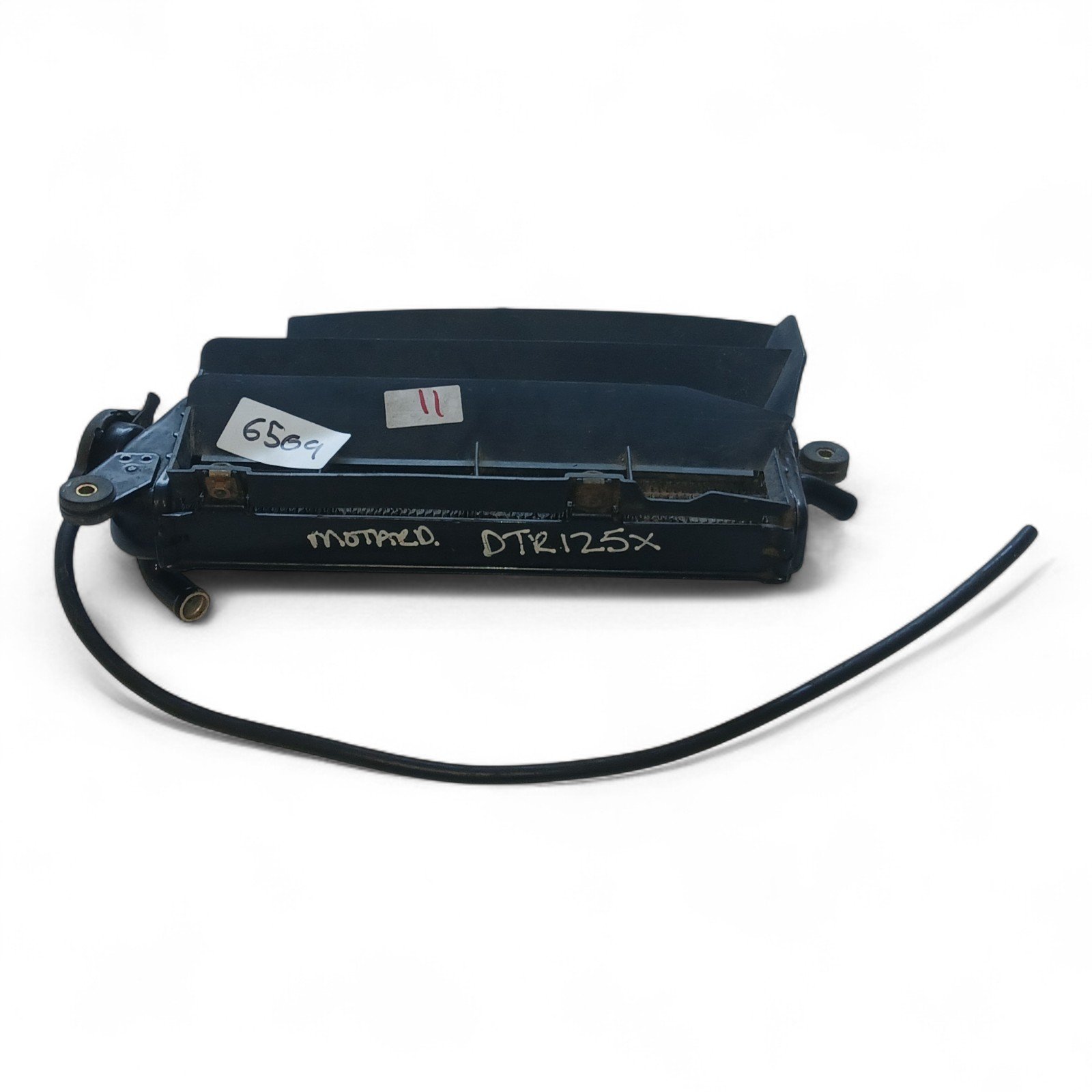 6509_2028129-Photoroom.jpg Yamaha DTR125X 2004-2007 Original Radiator, plastic guard & cap OEM - Image 1