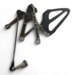 Honda CBR600F CBR 600 F 600cc 1999-2000 Left Footrest & Hanger+Gear Rod+Knuckle OEM - Image 8