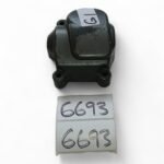 Yamaha DT125LC Mk1 DT 125 DT125 LC 125cc 1989-2007 Oil Pump Cover OEM - Image 3