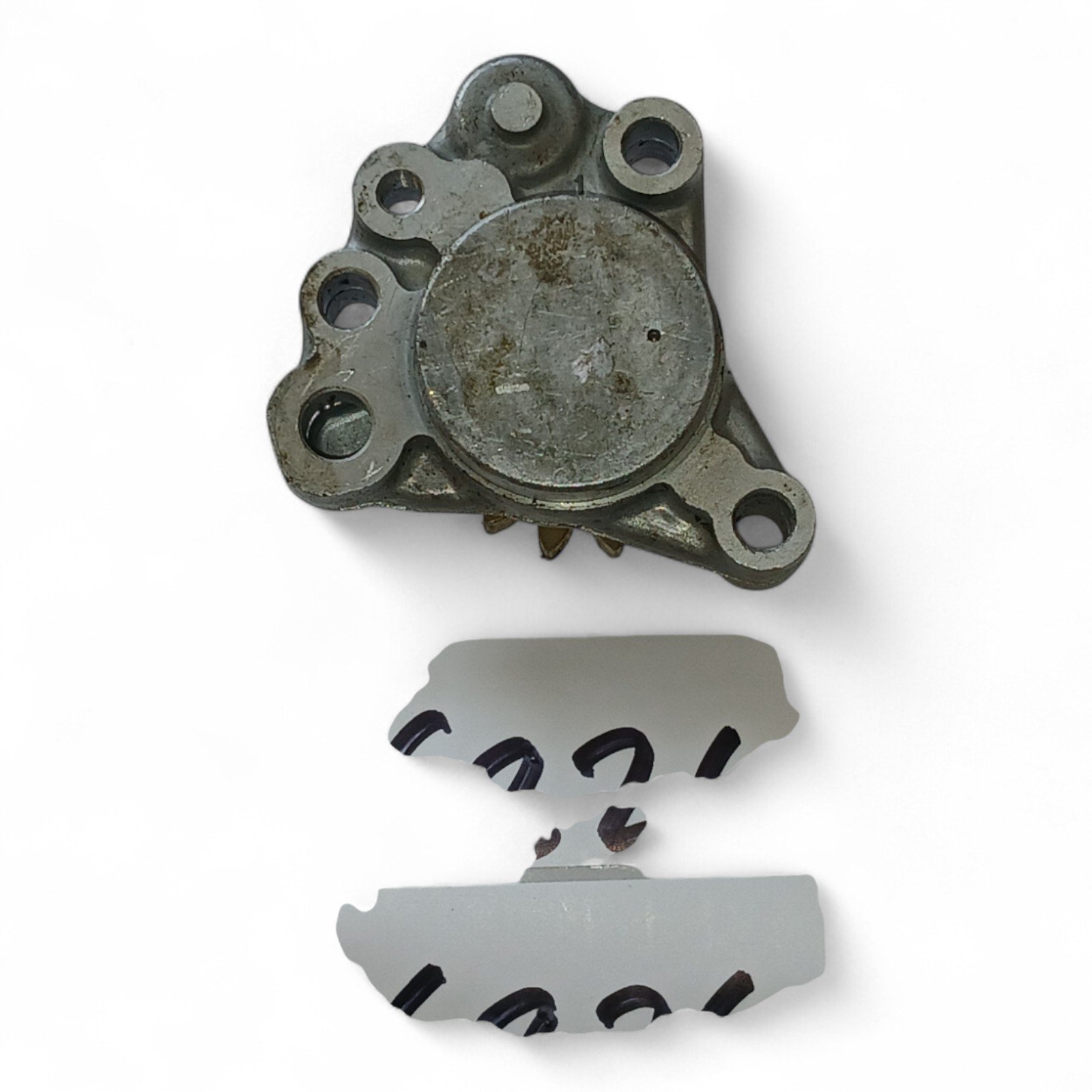 6826_2028129.jpg Yamaha DT125R DT 125 R 125cc 1980s Oil pump from the 80s OEM - Image 1