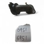 Suzuki Burgman 125 2003 Intake Manifold OEM - Image 6