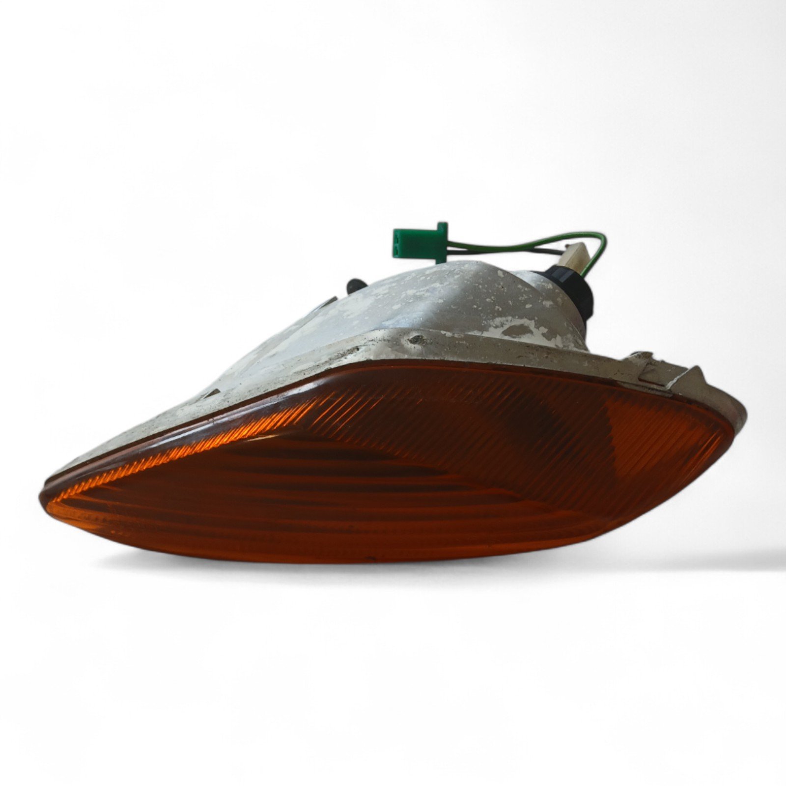 6964_2028129.jpg Suzuki Burgman 125 2003 Right side indicator OEM - Image 1