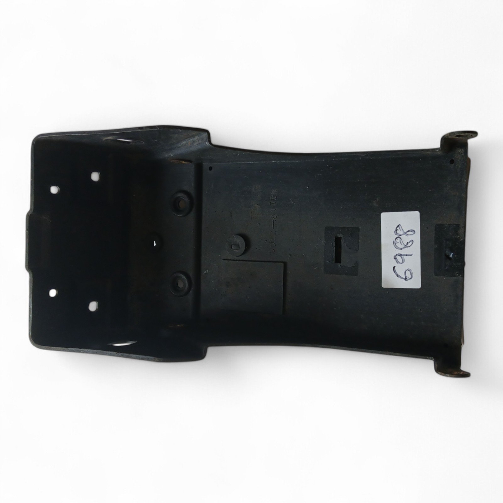 6988_2028129.jpg Suzuki GSXR400 GPZ 700 700 1976 Rear Half Mudguard / Inner Fender OEM 63112-3300 - Image 1