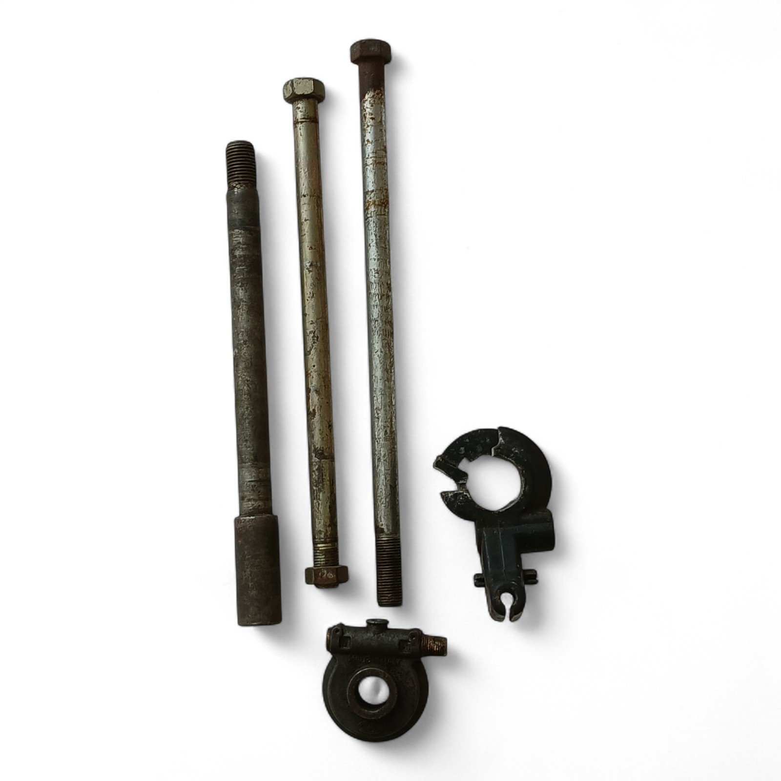 7017_.jpg Aprilia RX 50 125 97-04 Front Spindle + Speedo Drive (Bad Output) # 52 OEM na - Image 1