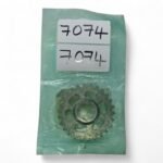 Suzuki RM125 125 1981-2001 Kick Start Idler Gear 26-teeth 26260-43D00 NOS 383 OEM 26260-43d00 - Image 4