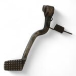 Kawasaki GPZ600R GPZ 600 R 600  Rear Brake Pedal with Spring OEM 43001-1190 - Image 2