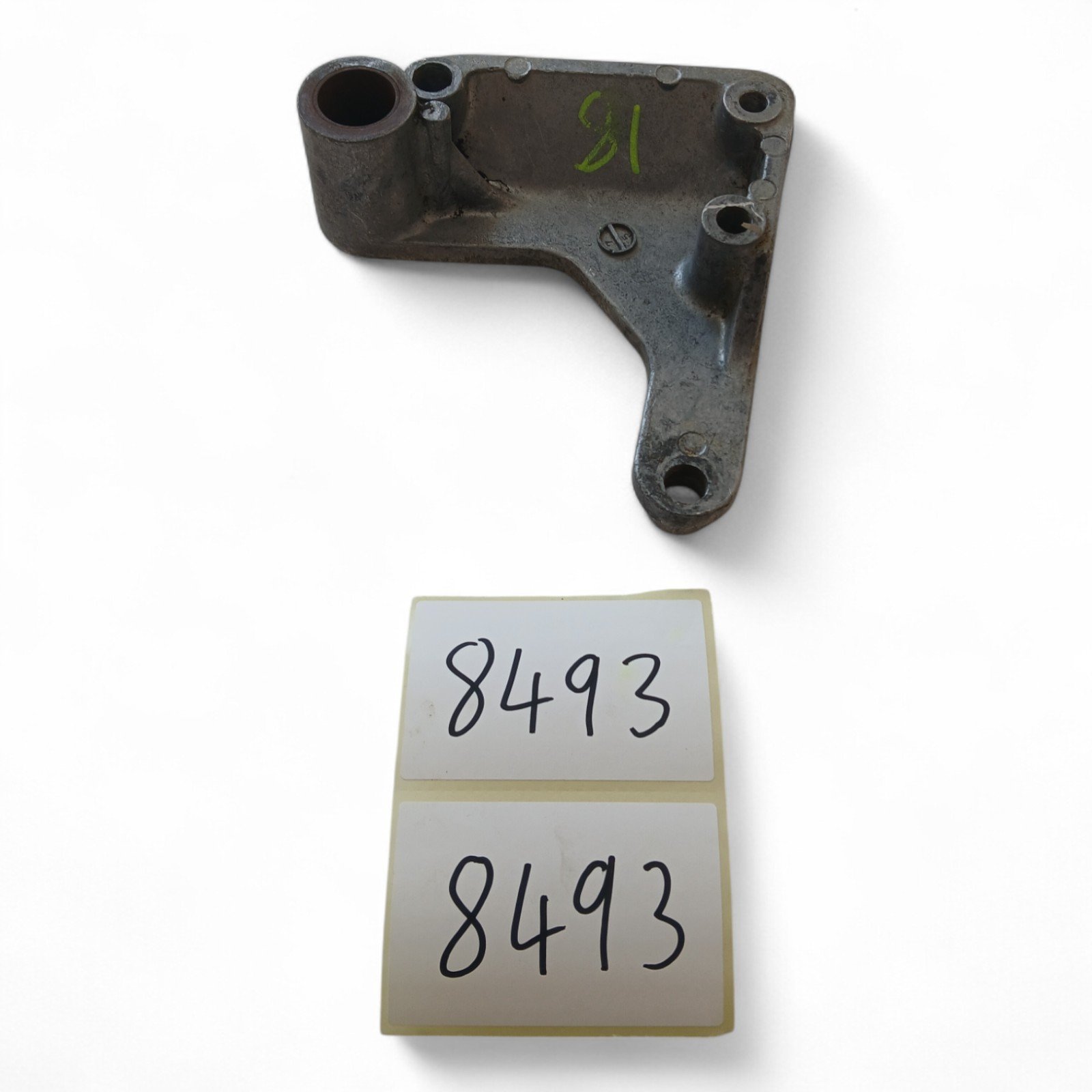 8493_2028129.jpg Honda CB750 CB 750 K series SOHC 750 1976-1978 Rear Calliper Carrier Footrest Footpeg Hanger Bracket OEM - Image 1