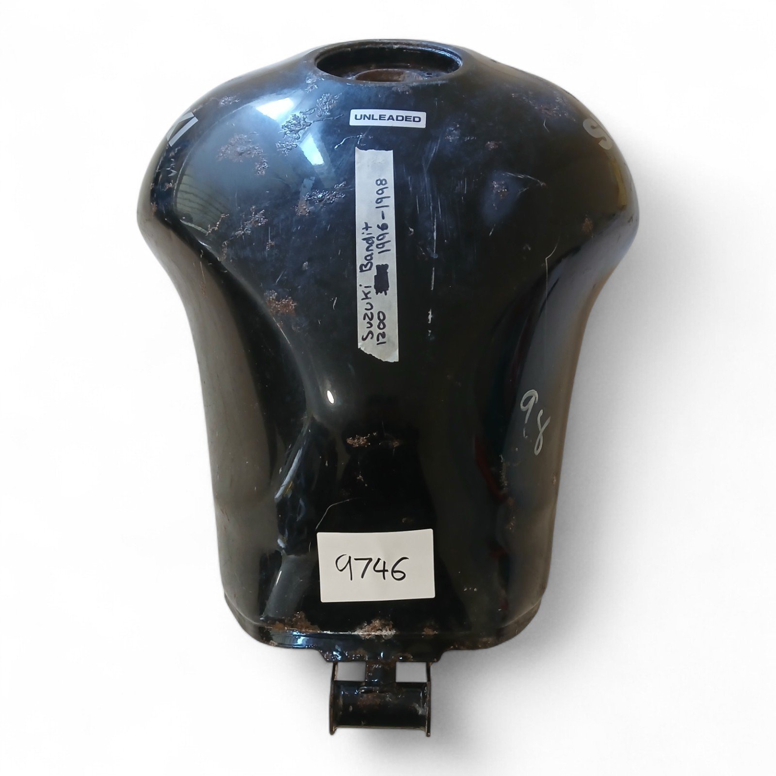 9746_2028129.jpg Suzuki Bandit 1200 1200 1996-1998 Fuel Tank OEM - Image 1