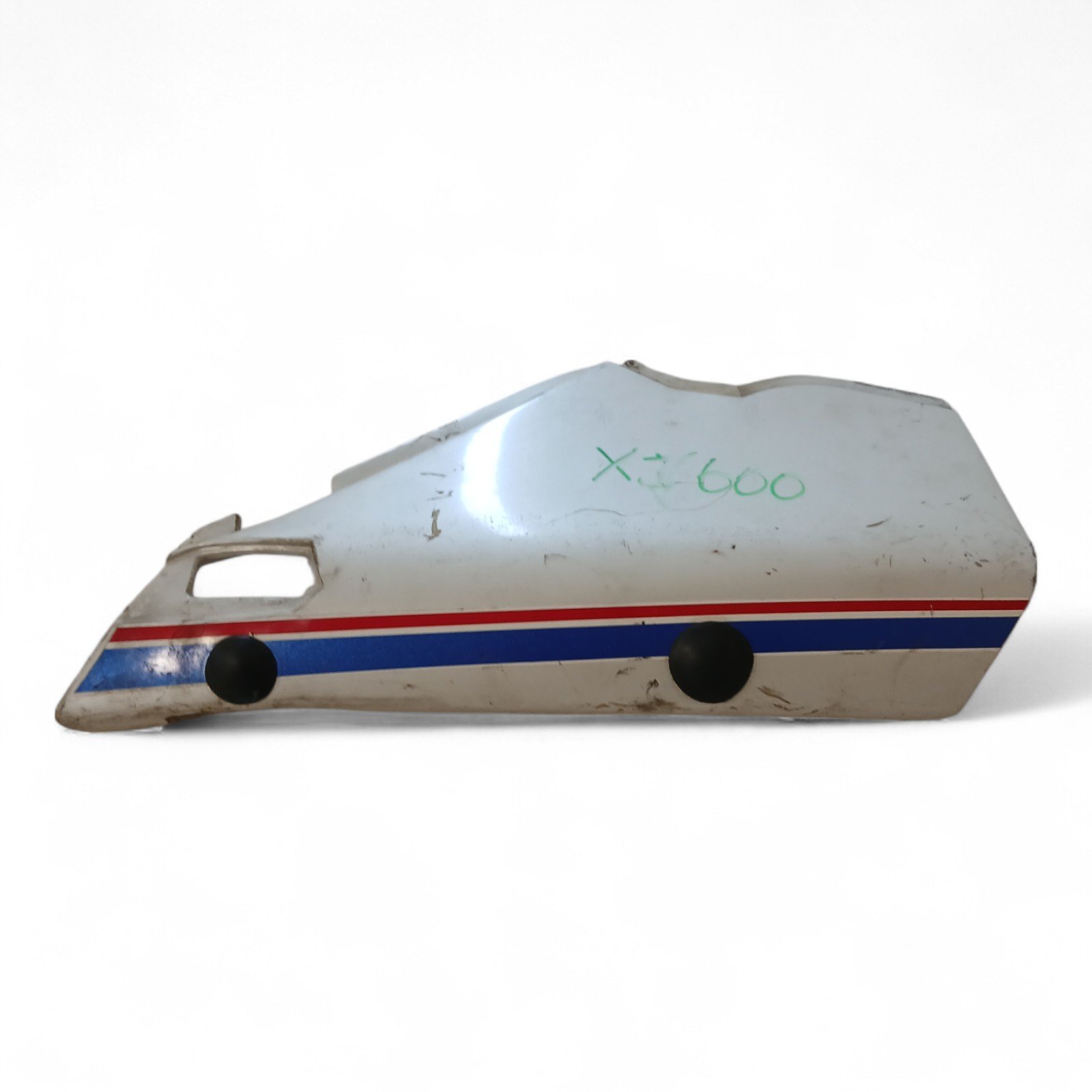 9890_2028129.jpg Yamaha XJ600 600 1984 Left Hand Fairing Tail Piece Cowling OEM - Image 1