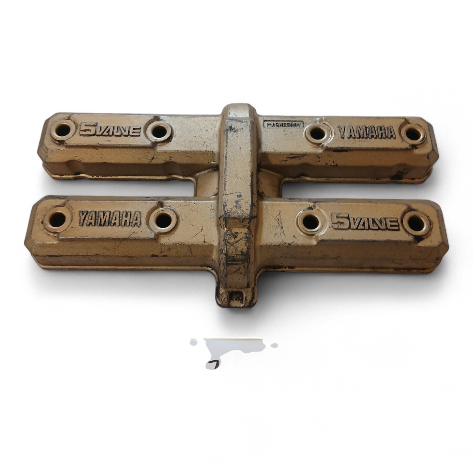 13423_2028129-Photoroom.jpg Yamaha FZ750 750 1985 Cylinder Head Rocker Cover | Valve Rocker Housing / Engine Top Cover OEM - Image 1