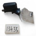 Honda CBR1100xx Blackbird 1100 2003 Front Brake Master Cylinder OEM - Image 3