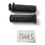 Yamaha XV250 250 1989-2005 Throttle Tube and Twist Grip OEM - Image 3