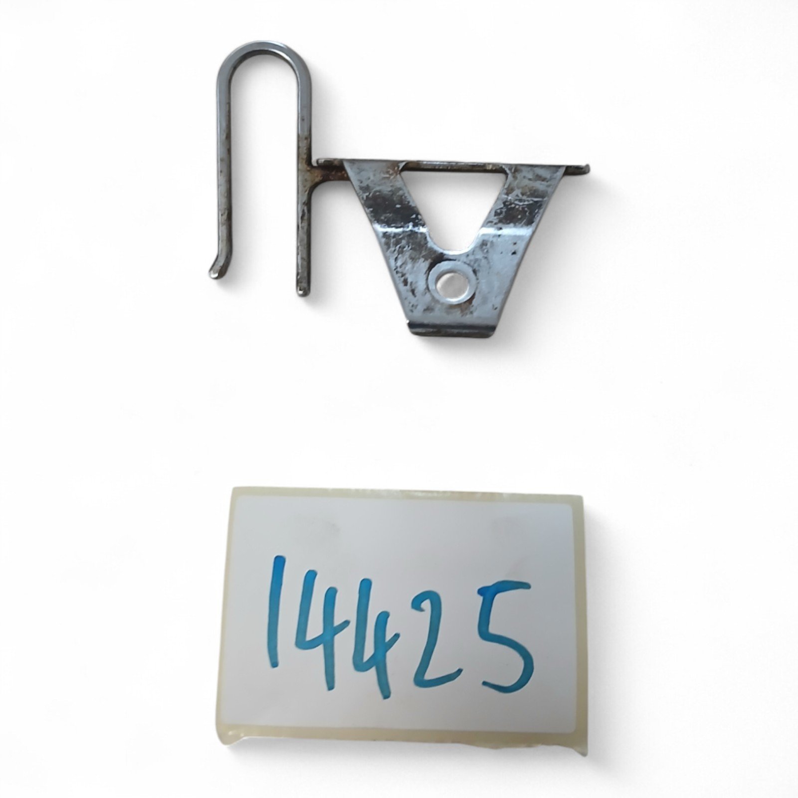 14425_2028129-Photoroom.jpg Yamaha XV 535 535 1995 Cable Hose Guide OEM - Image 1