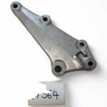Honda CB 400 400 1978-1981 Left Footrest Bracket OEM 413-L - Image 3