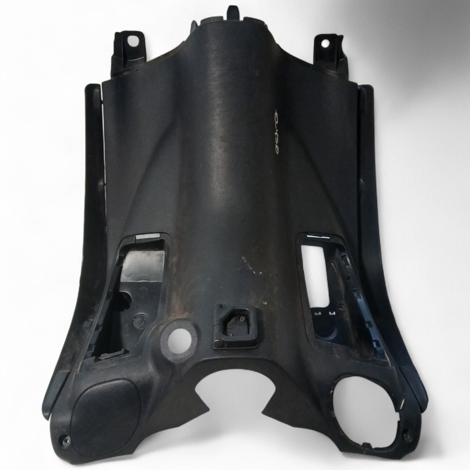17491_2028129.jpg Peugeot Elyseo 125 1999-2004 Inner Leg Shield OEM 11738068 - Image 1