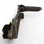 Kawasaki ZZR1000 1000 1993 Left Footrest Footpeg Hanger & Bracket OEM 35011-1640 - Image 5