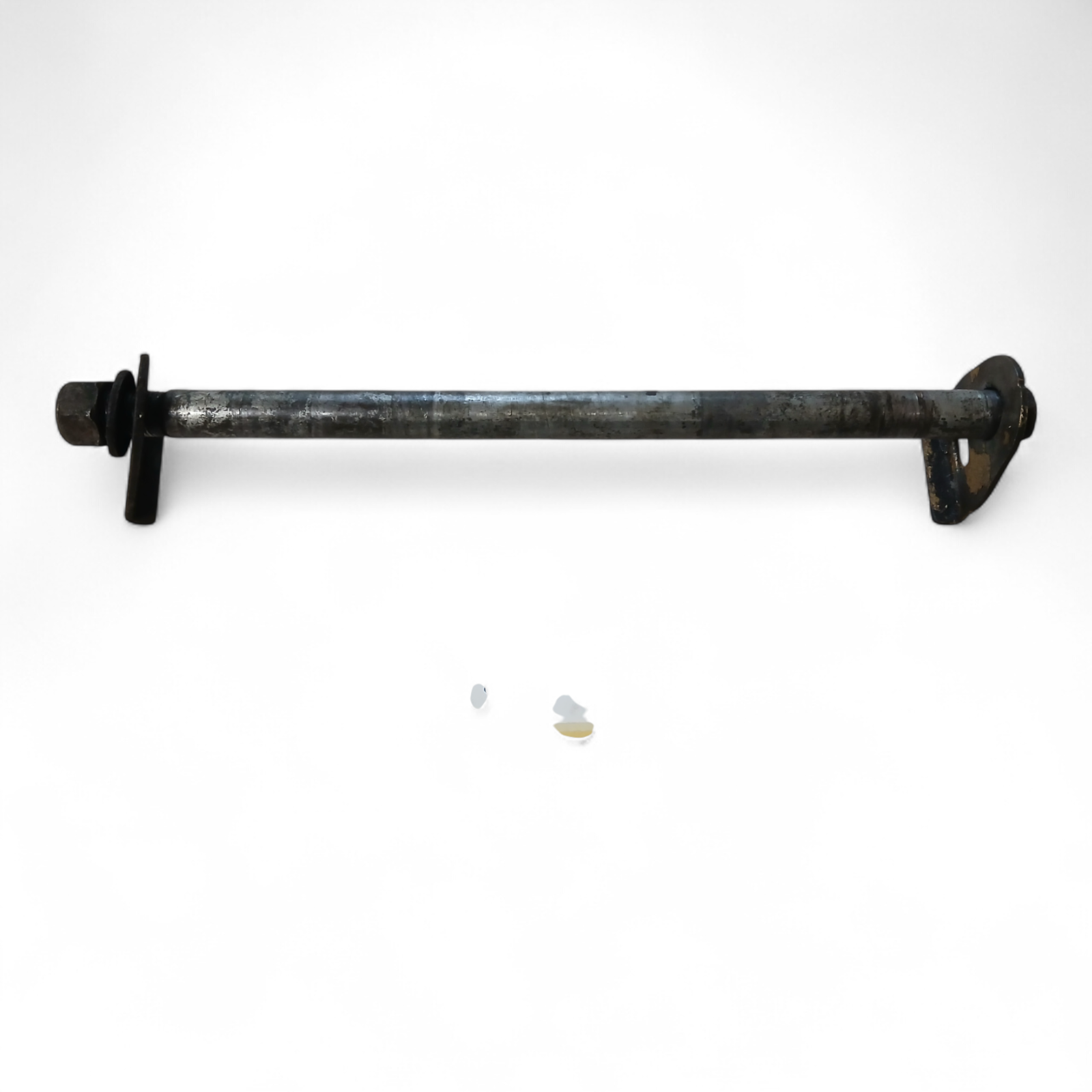13979_2028129-Photoroom.png Suzuki GSX 600 F Teapot 600 1988-2000 Rear Wheel Spindle with Spacer and Nut OEM - Image 1